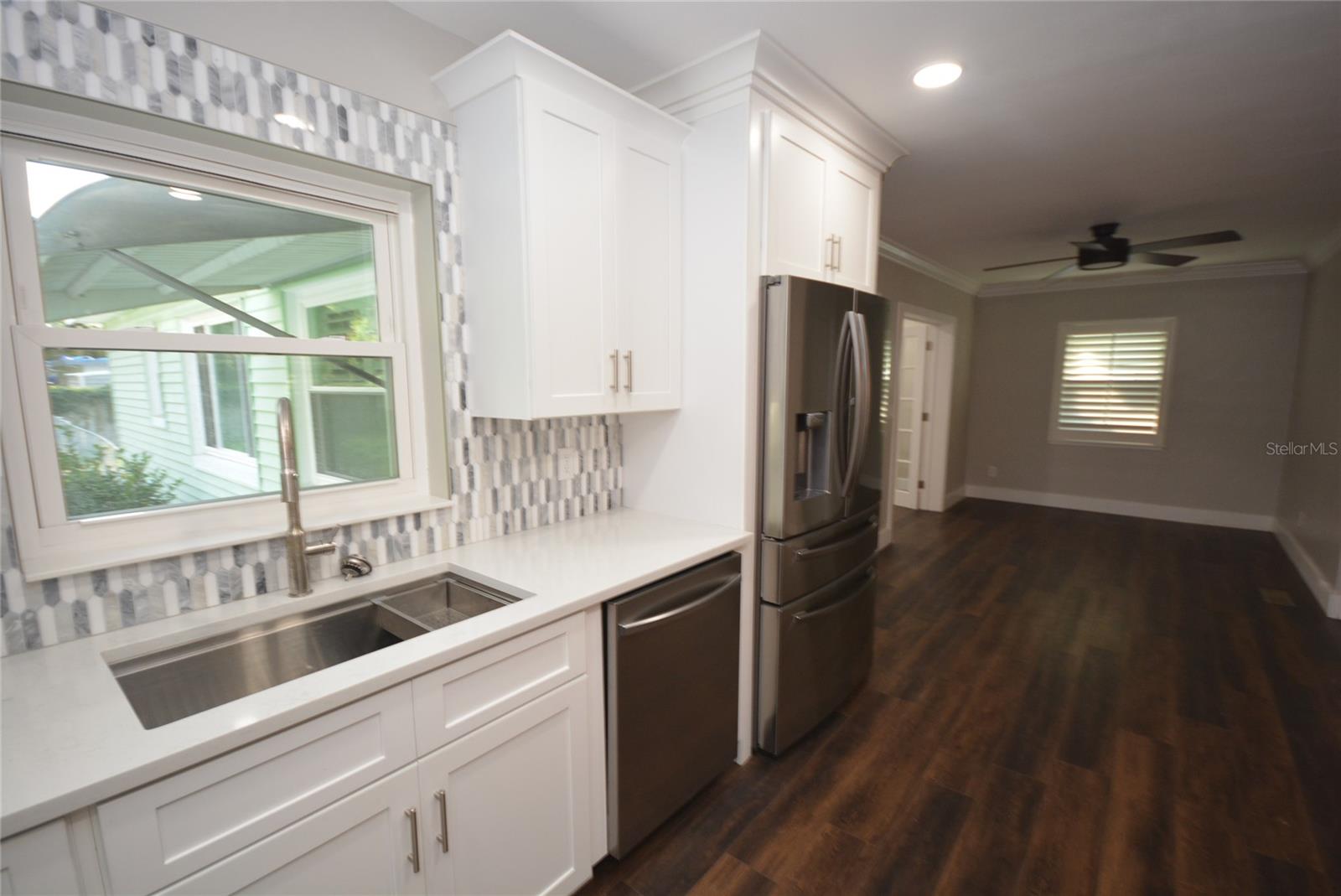 Image 21 of 56 For 3006 Vine Street