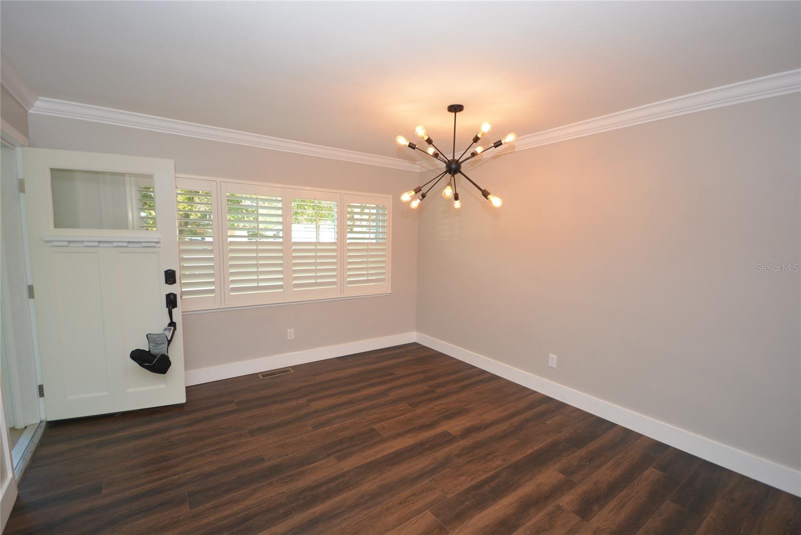 Image 23 of 56 For 3006 Vine Street