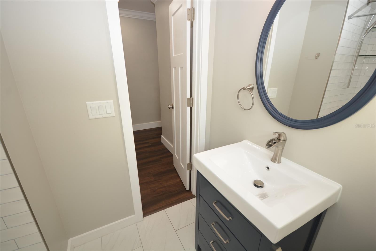 Image 26 of 56 For 3006 Vine Street