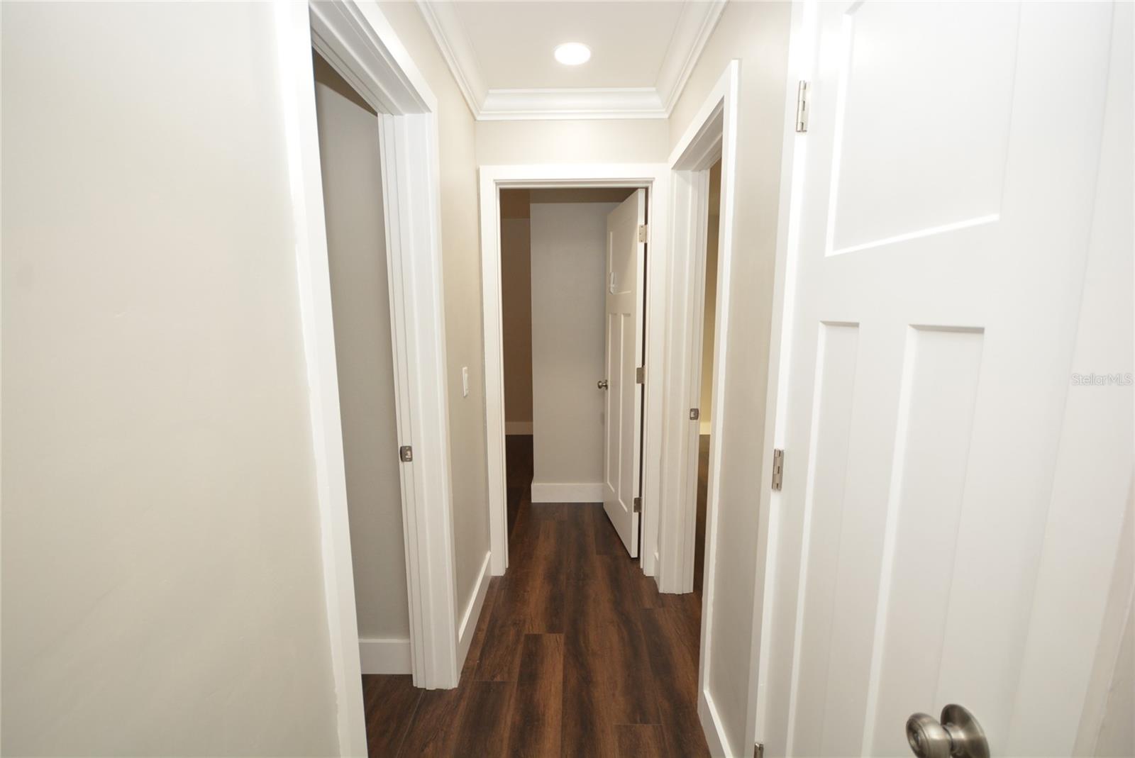 Image 28 of 56 For 3006 Vine Street