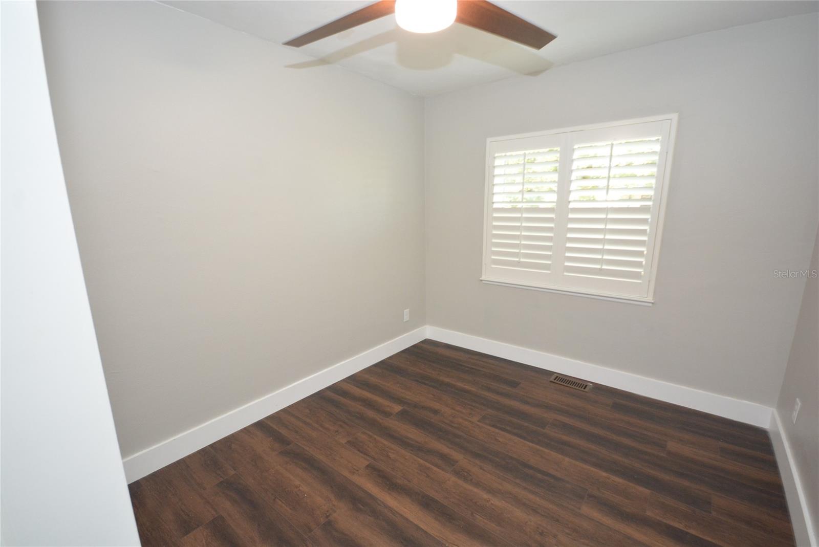 Image 29 of 56 For 3006 Vine Street