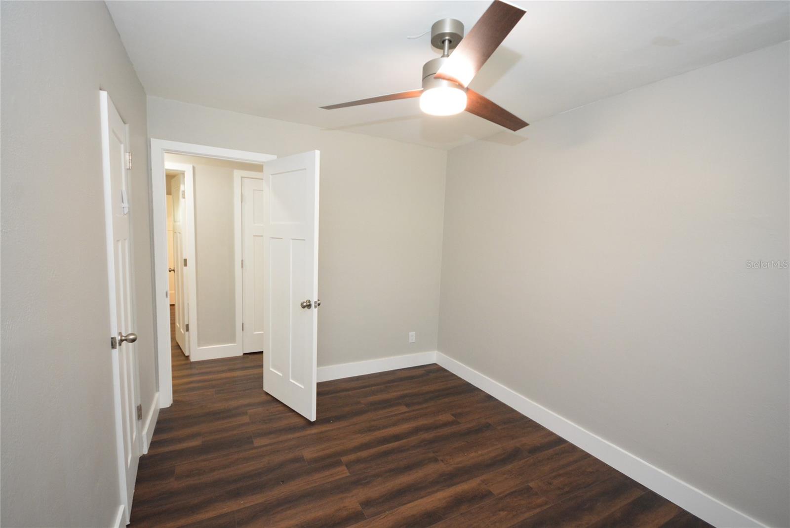 Image 30 of 56 For 3006 Vine Street