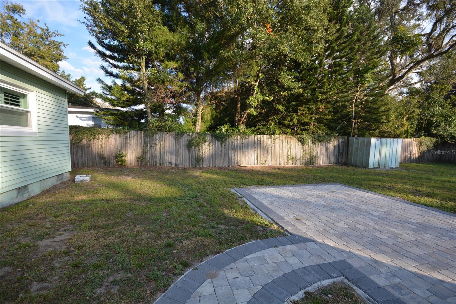 Image 44 of 56 For 3006 Vine Street