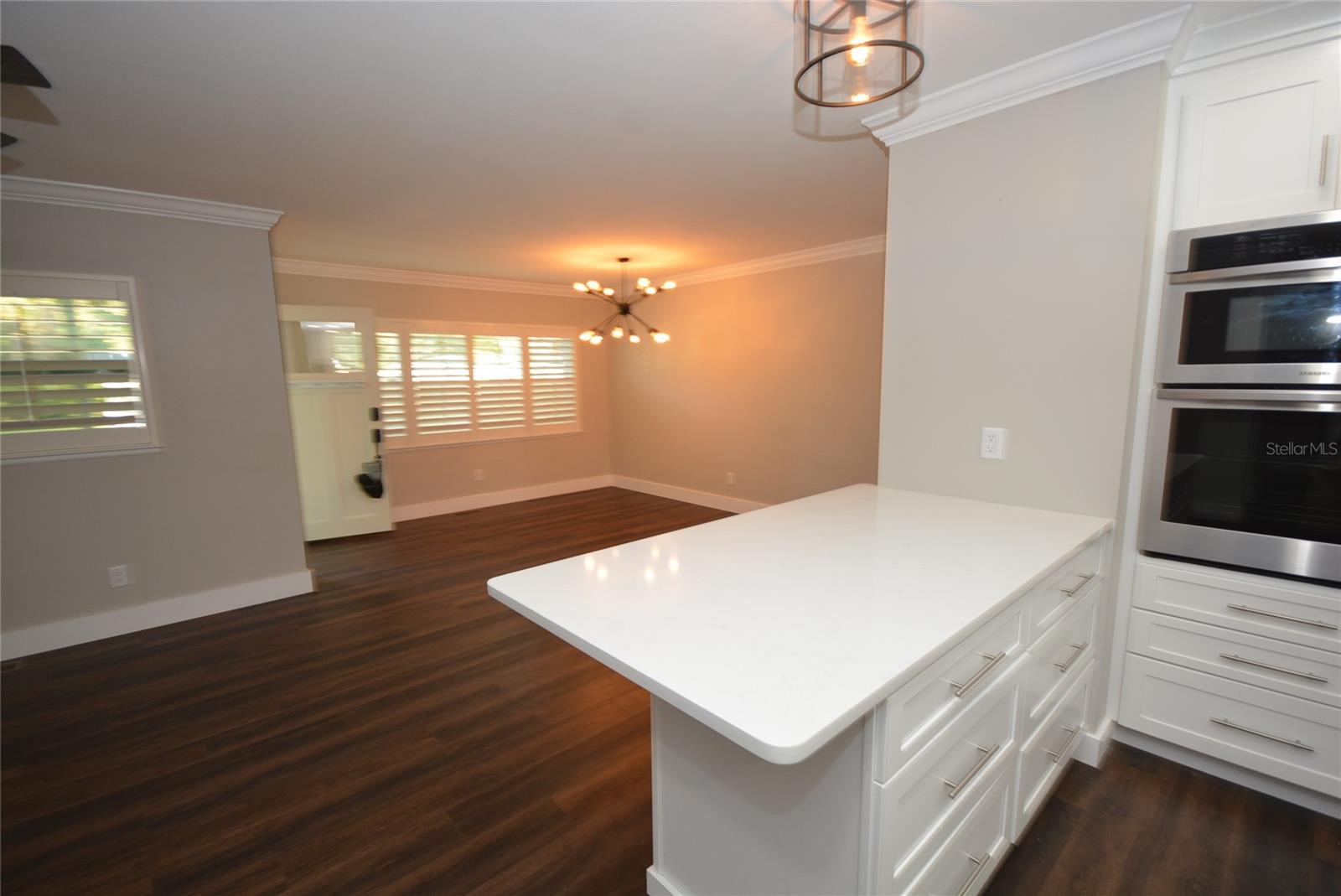 Image 5 of 56 For 3006 Vine Street