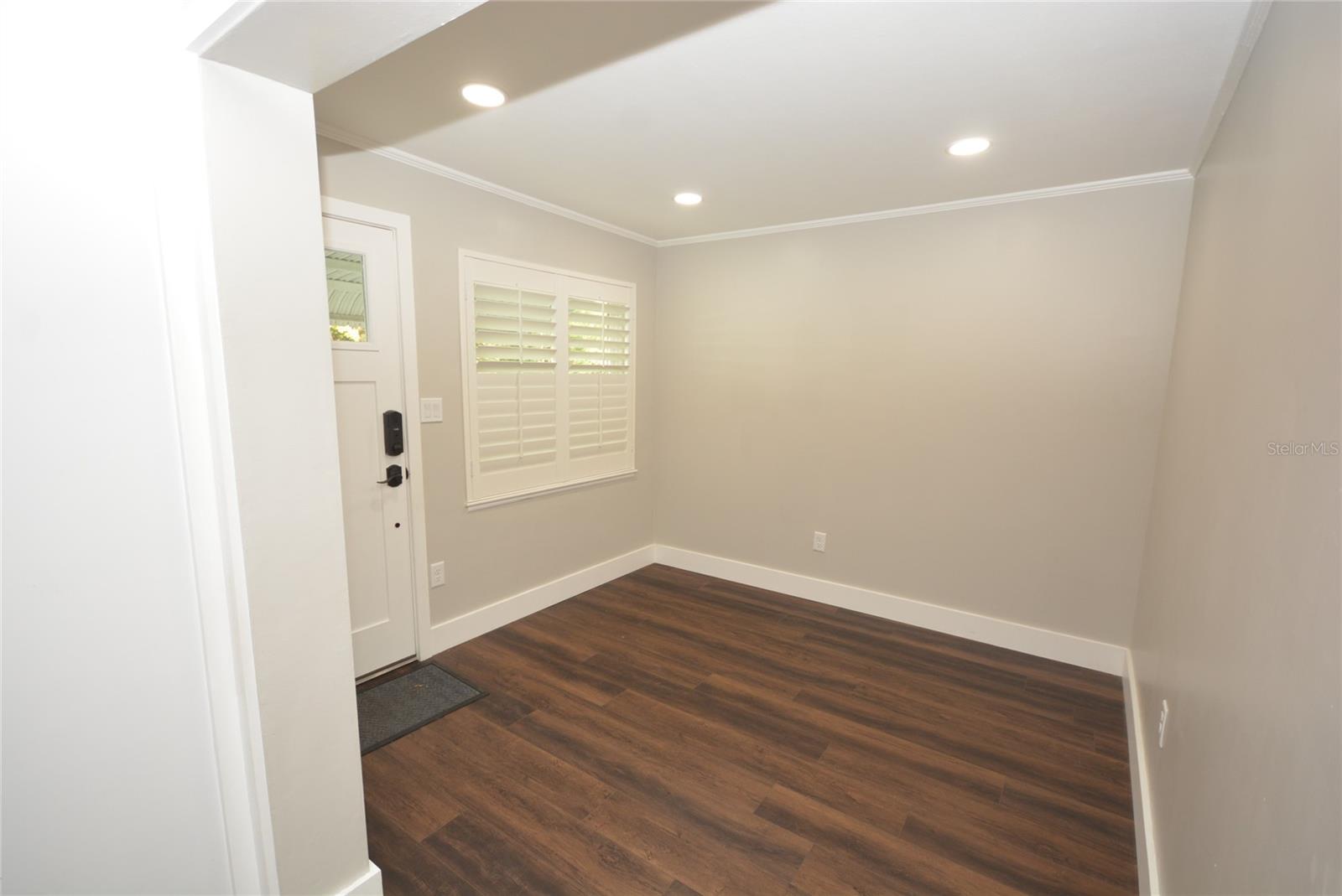 Image 9 of 56 For 3006 Vine Street