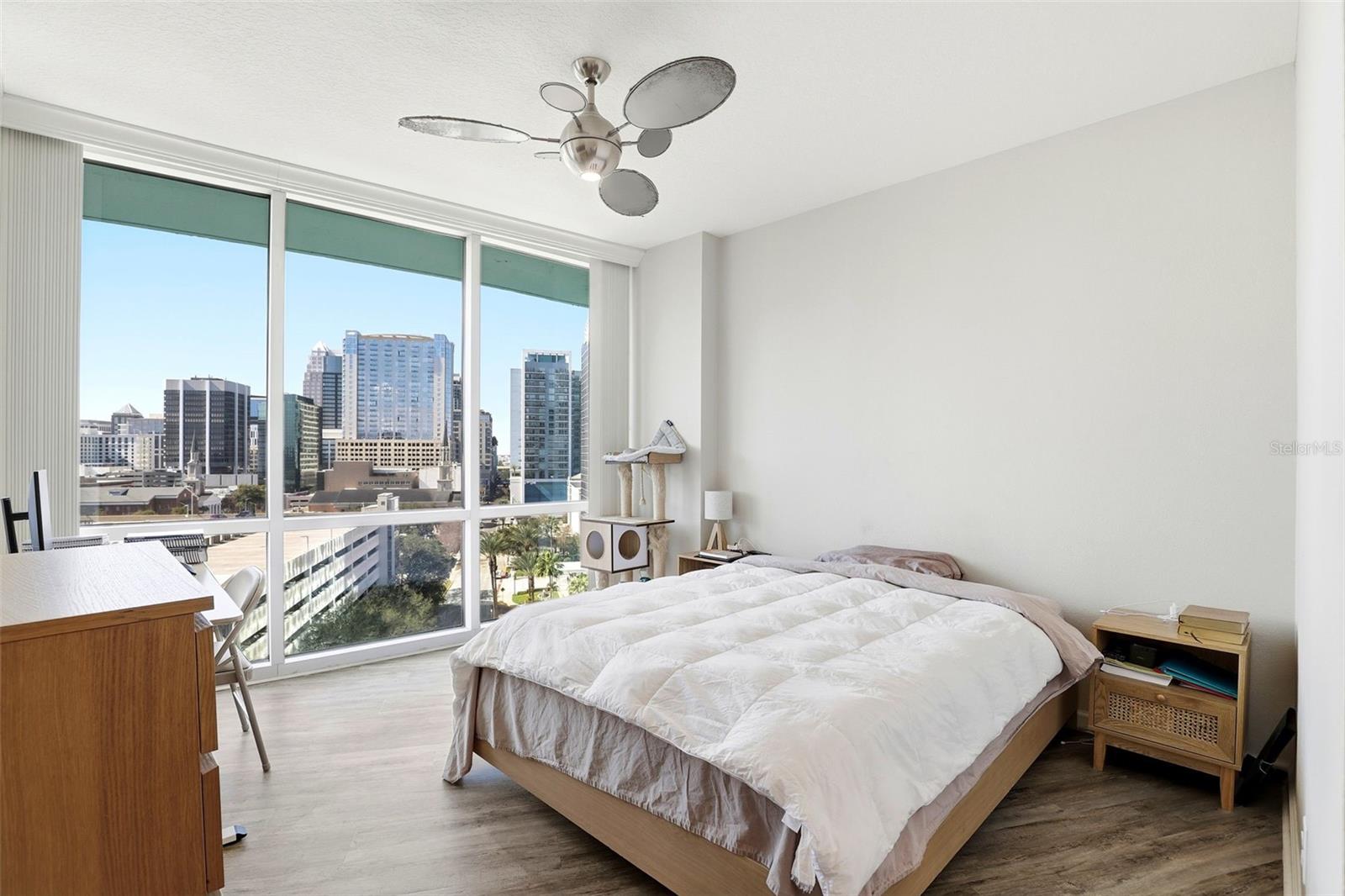 Image 18 of 27 For 322 Central Boulevard 1109