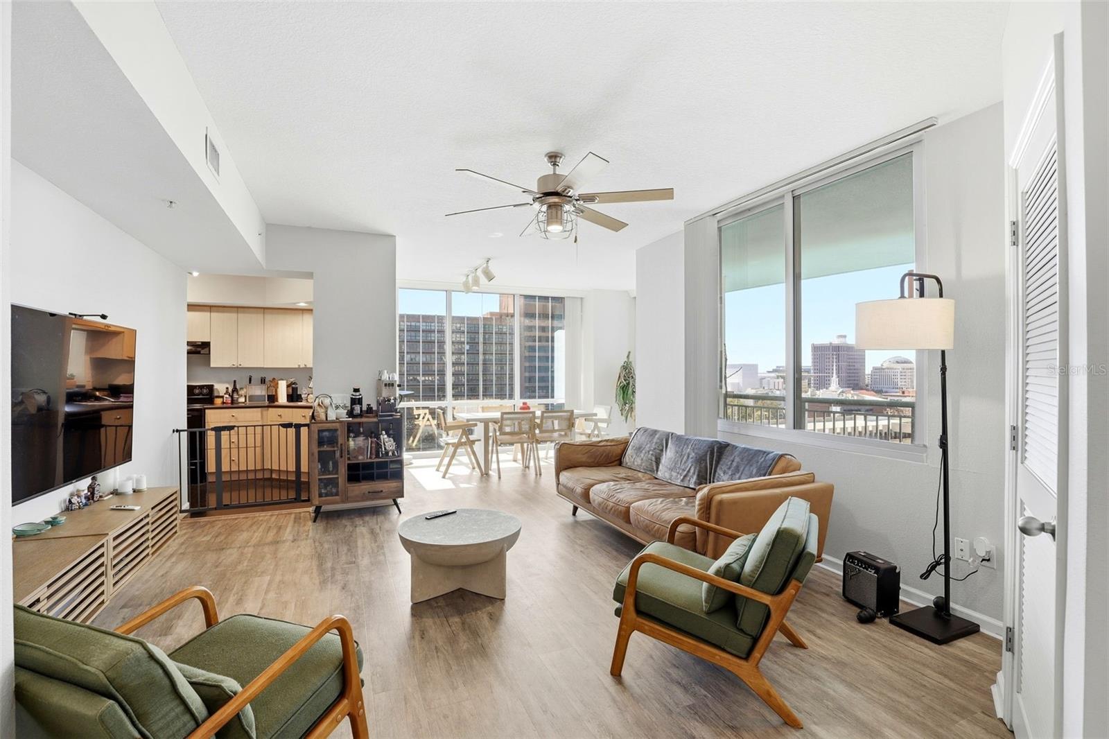 Image 8 of 27 For 322 Central Boulevard 1109