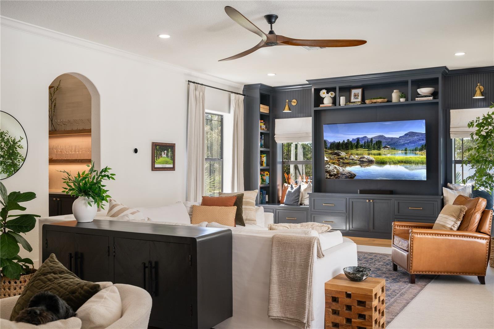 Image 16 of 54 For 5351 Carson Street