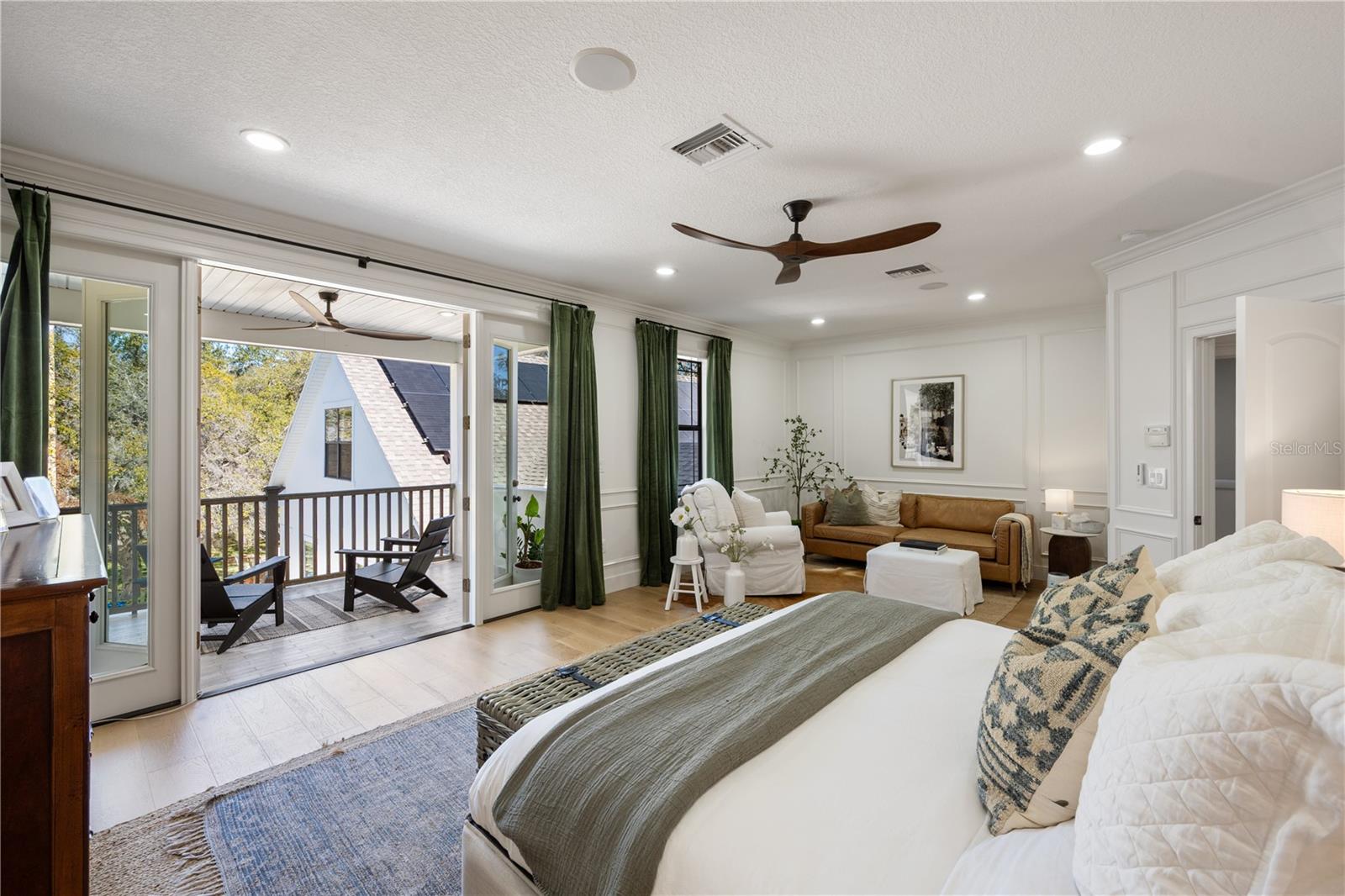 Image 23 of 54 For 5351 Carson Street