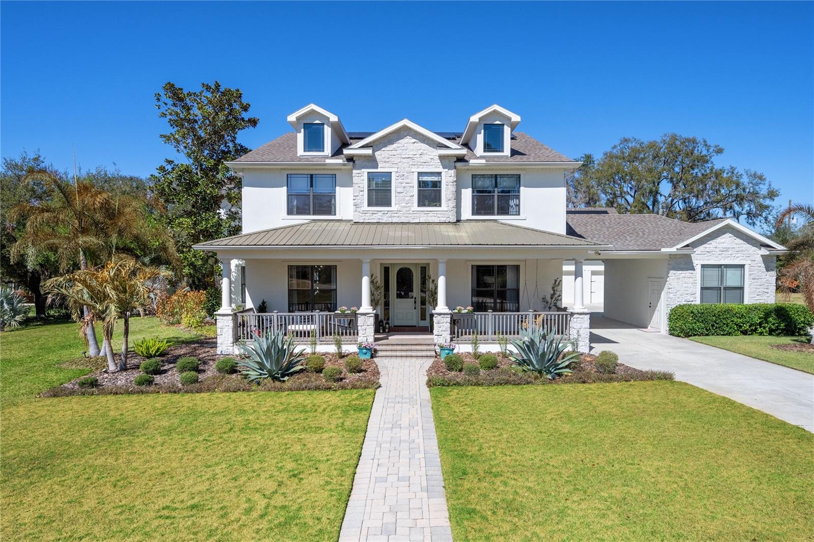 Image 3 of 54 For 5351 Carson Street