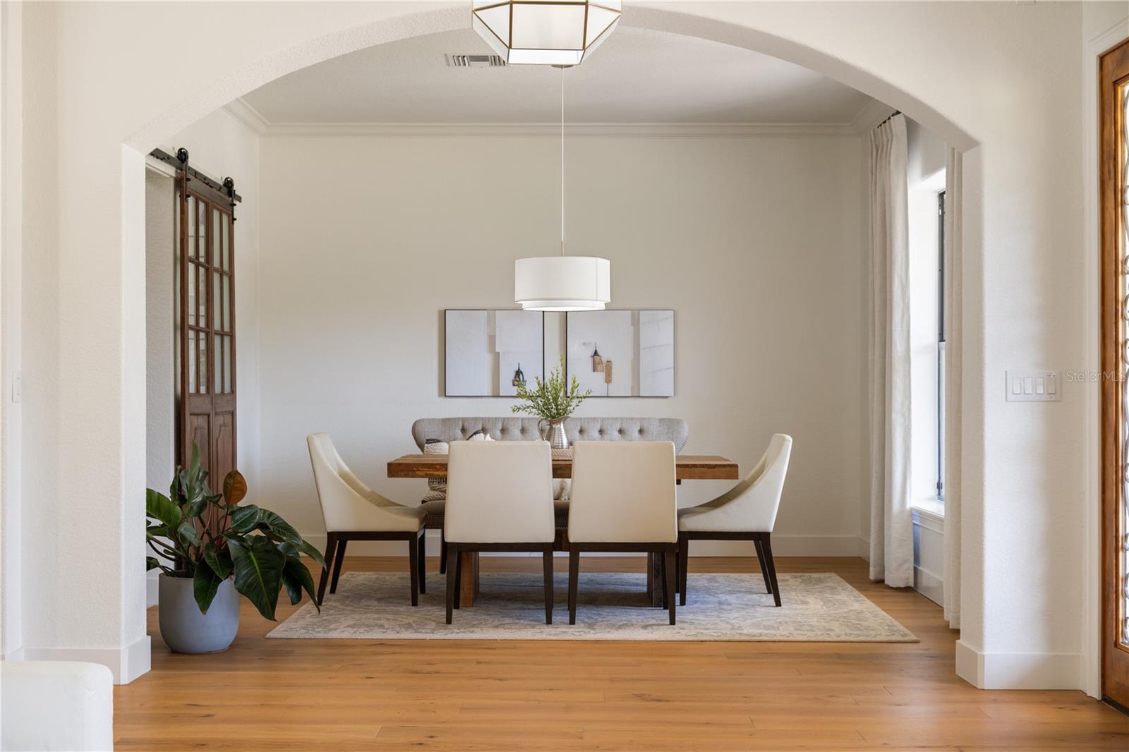 Image 6 of 54 For 5351 Carson Street