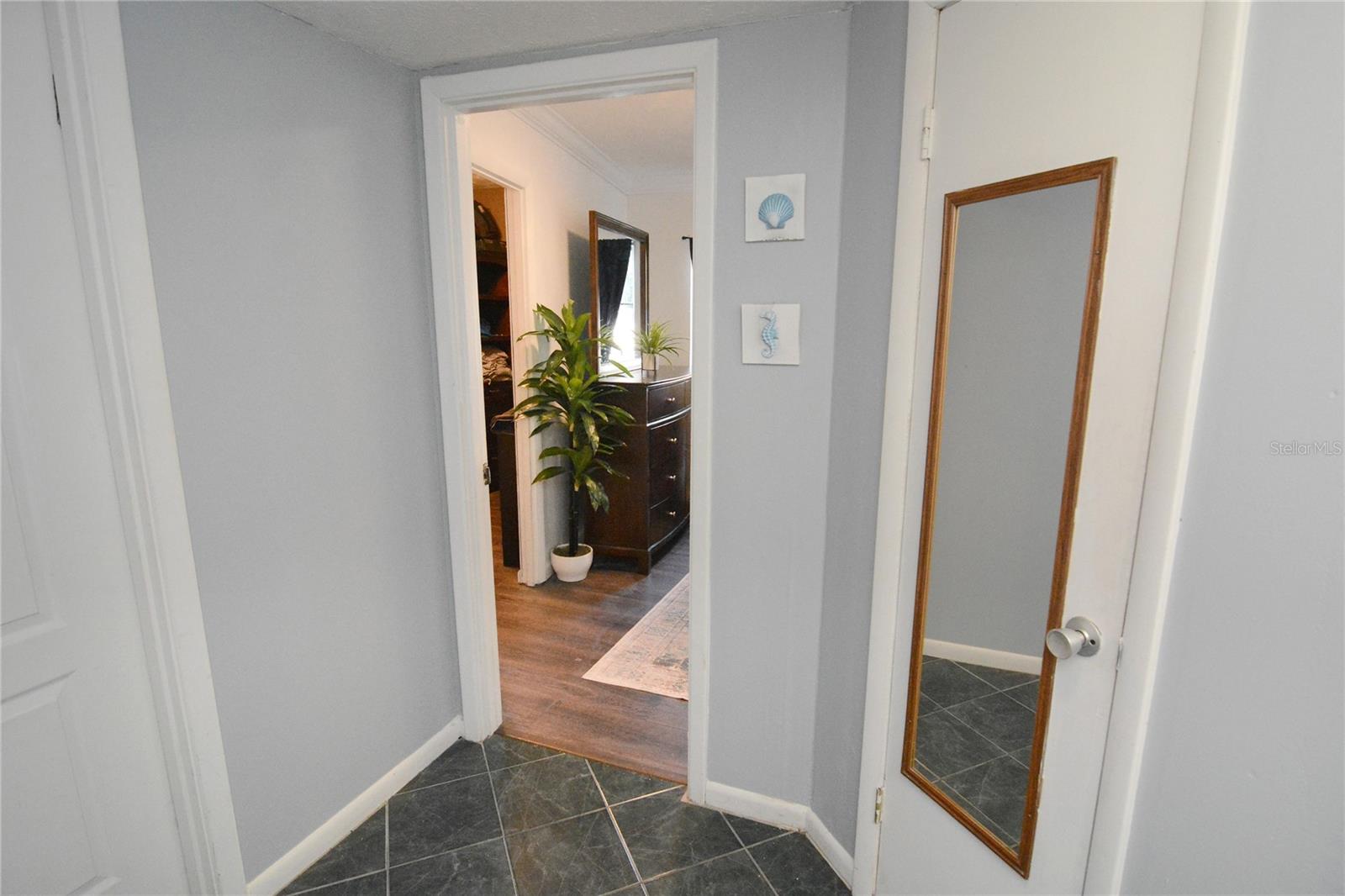 Image 13 of 35 For 2606 Crystal Lake Avenue