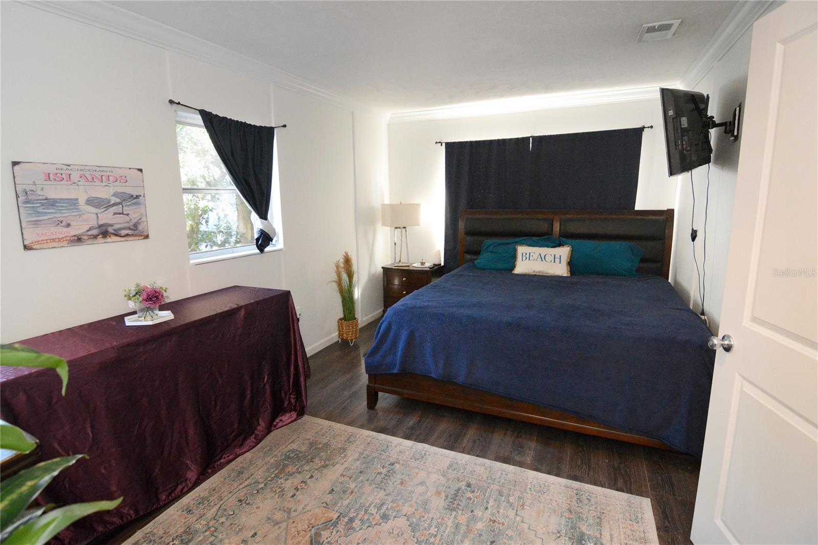 Image 14 of 35 For 2606 Crystal Lake Avenue