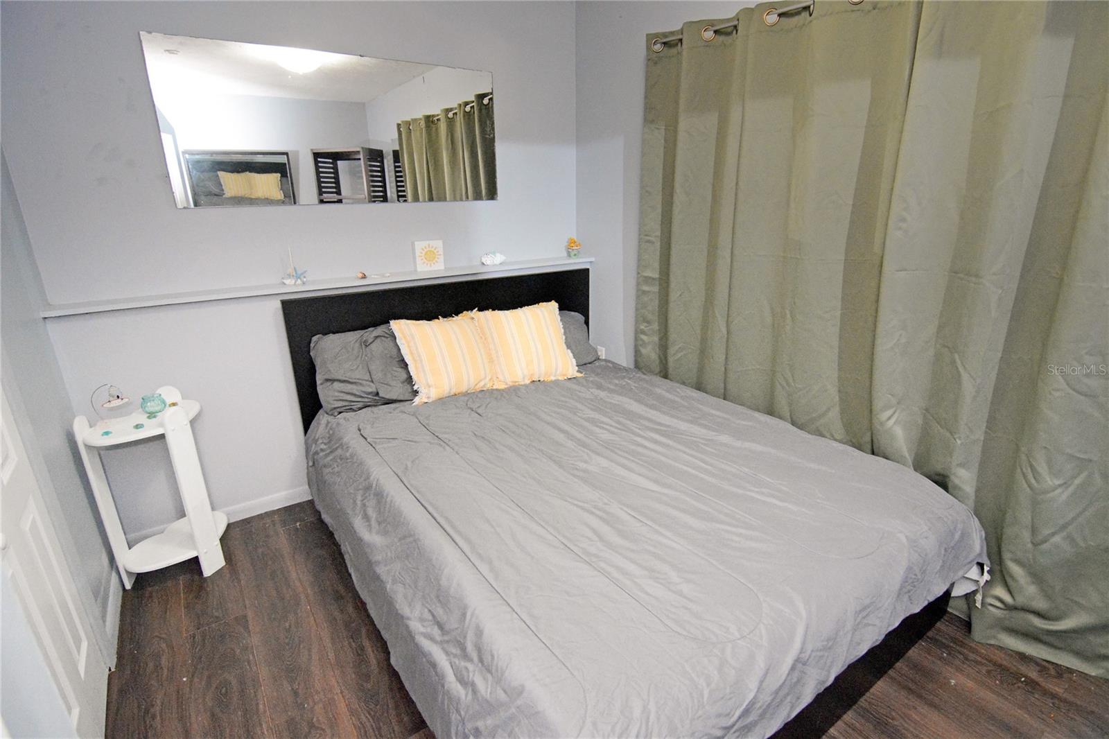 Image 16 of 35 For 2606 Crystal Lake Avenue