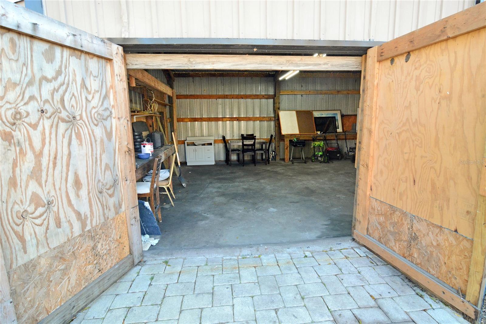 Image 29 of 35 For 2606 Crystal Lake Avenue