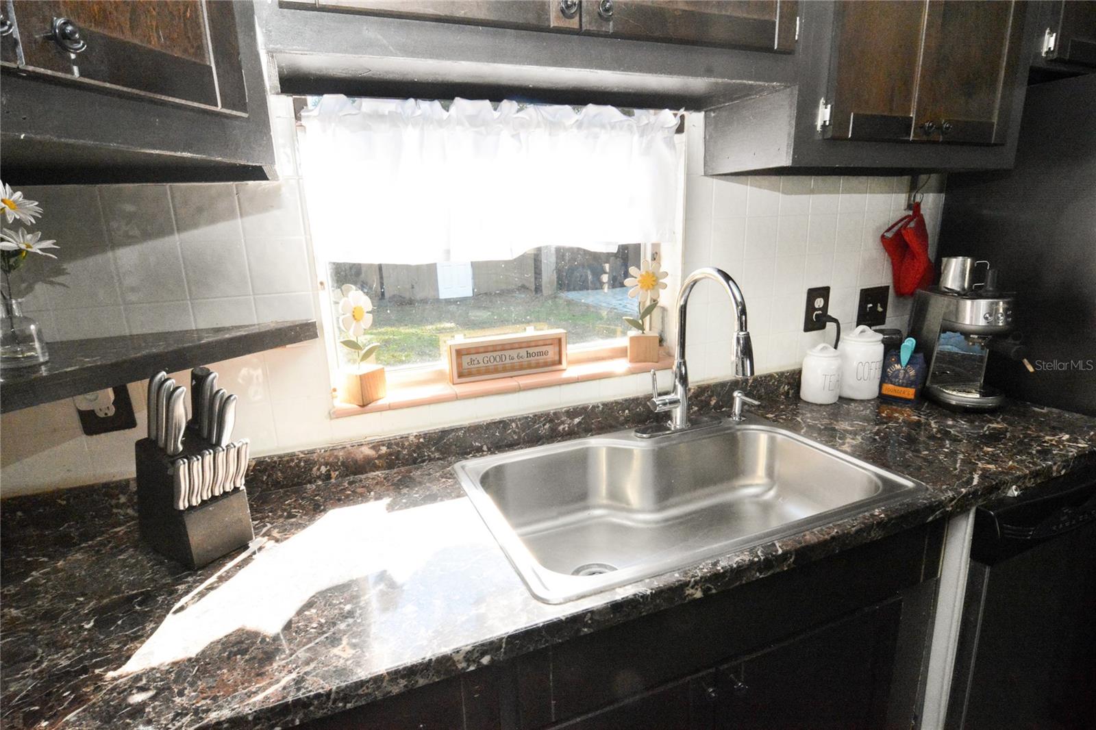 Image 9 of 35 For 2606 Crystal Lake Avenue