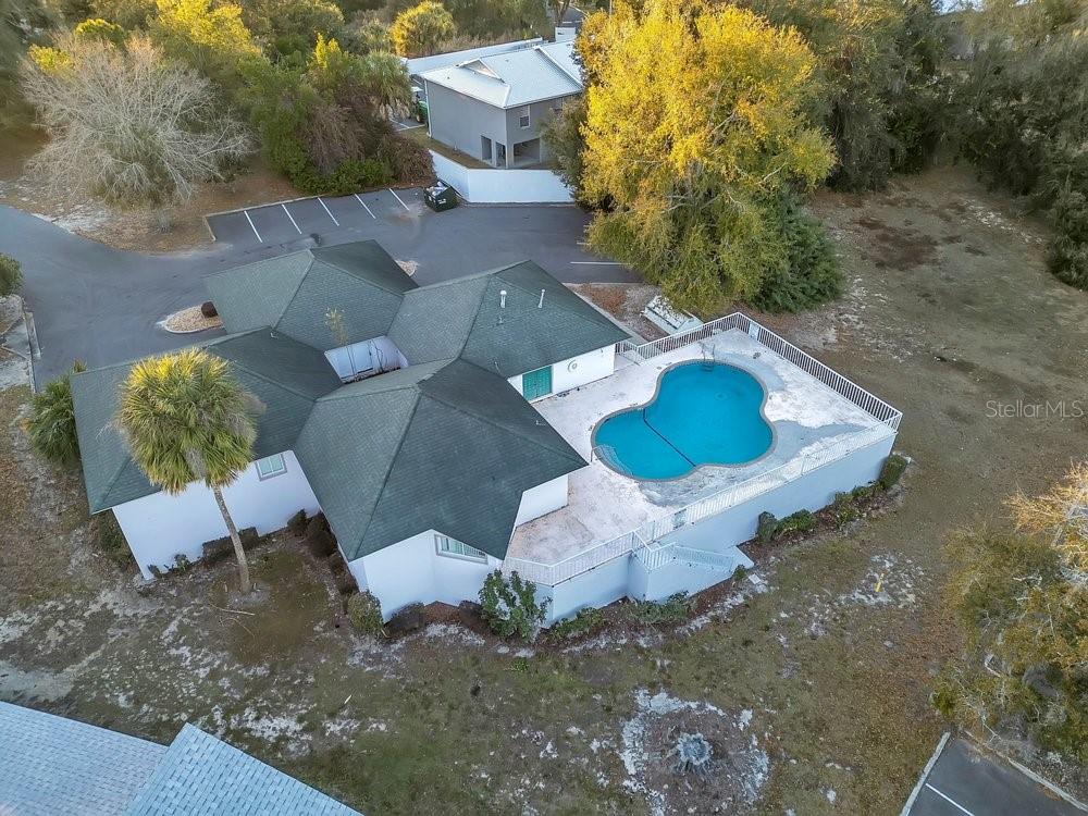 Image 31 of 32 For 404 Country Lane Ne 404