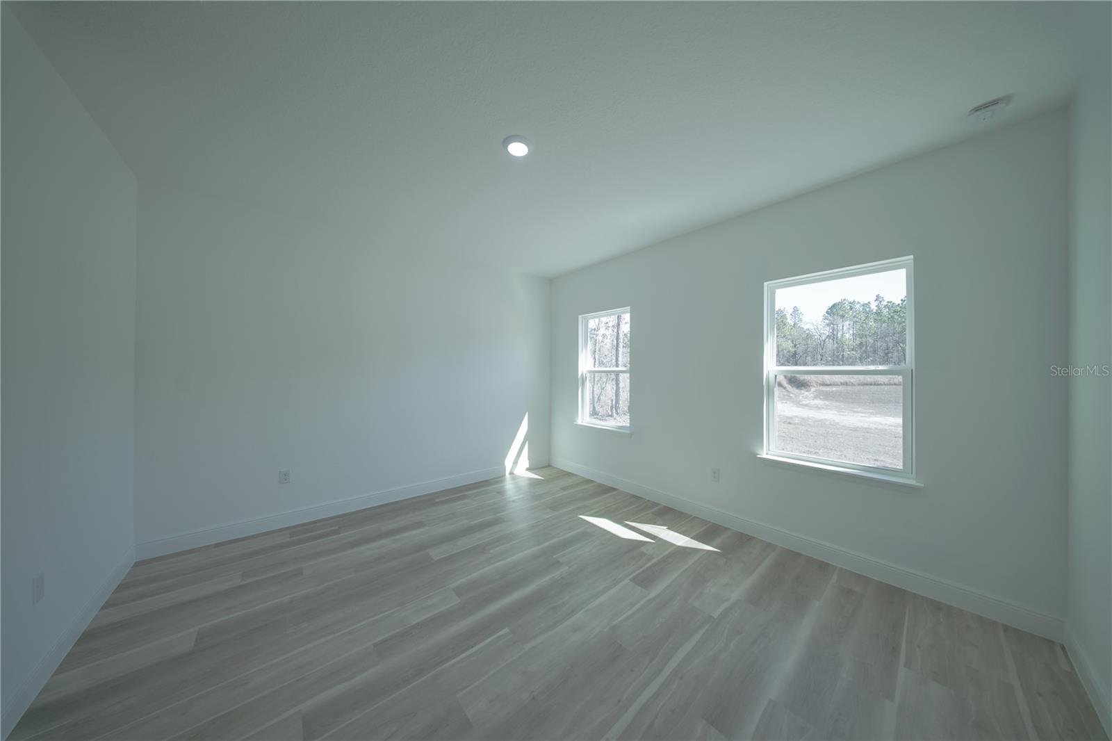 Image 6 of 16 For 13753 79th Terrace Road
