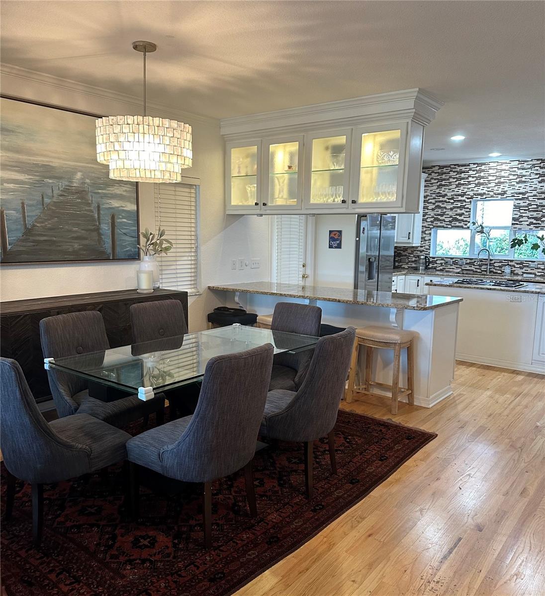 Listing photo id 4 for 1401 5th Street N