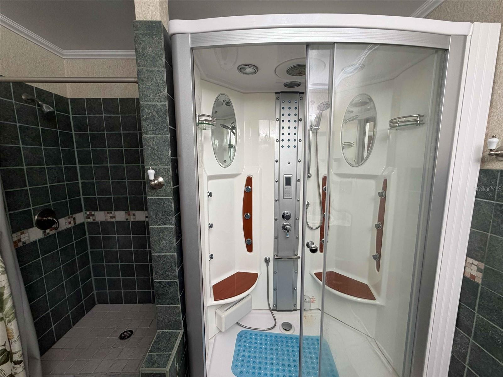 Image 18 of 31 For 1366 Valhalla Street