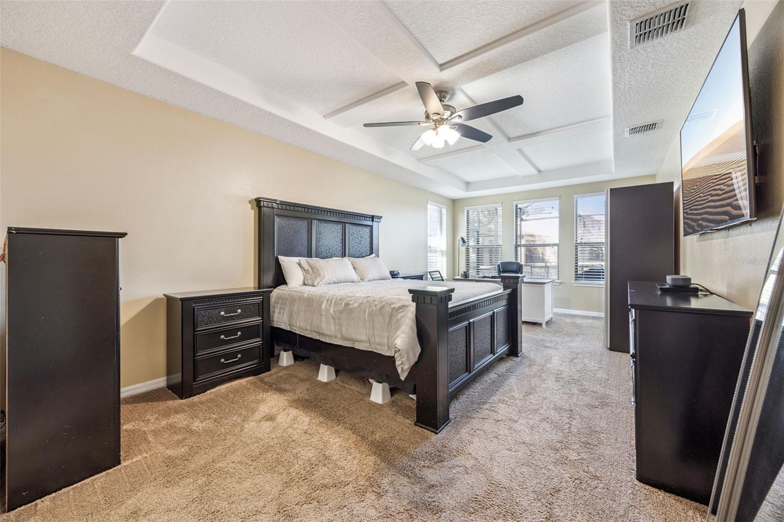 Image 19 of 37 For 901 Fountain Coin Loop