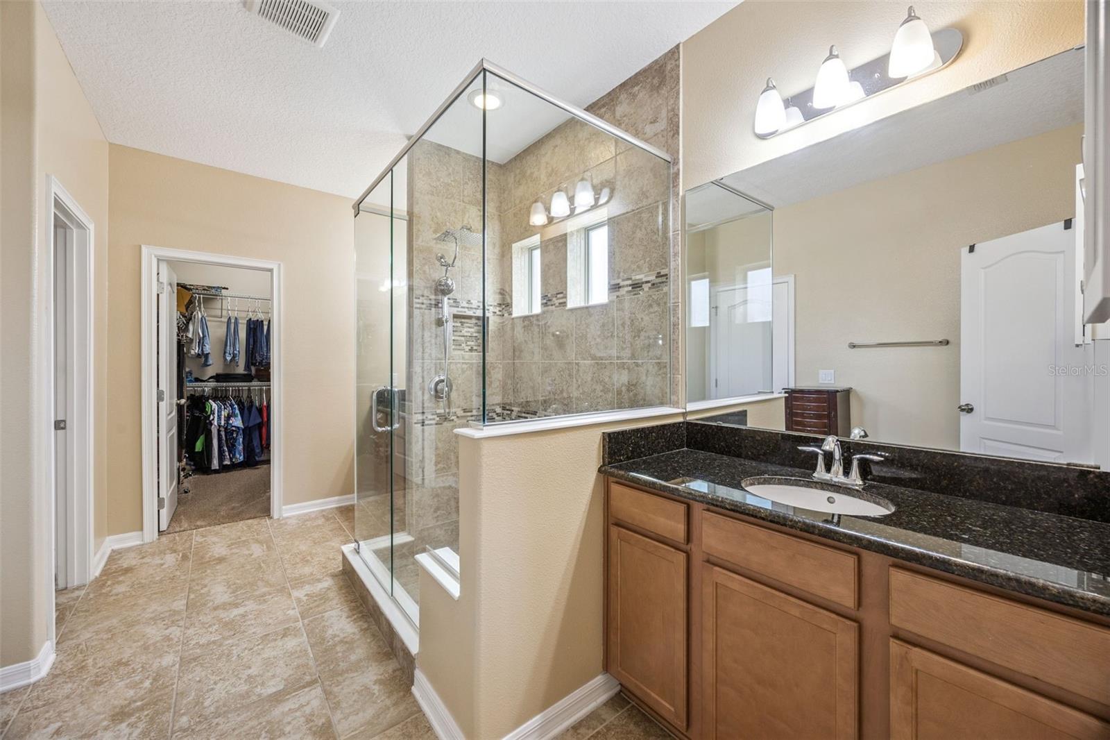 Image 25 of 37 For 901 Fountain Coin Loop