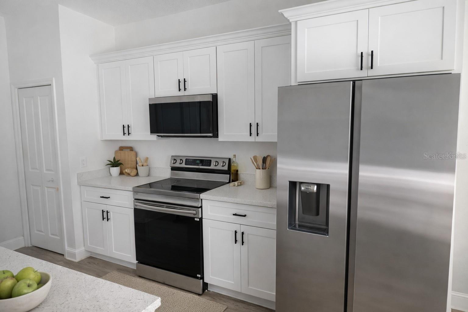 Image 9 of 45 For 3862 147th Street Road