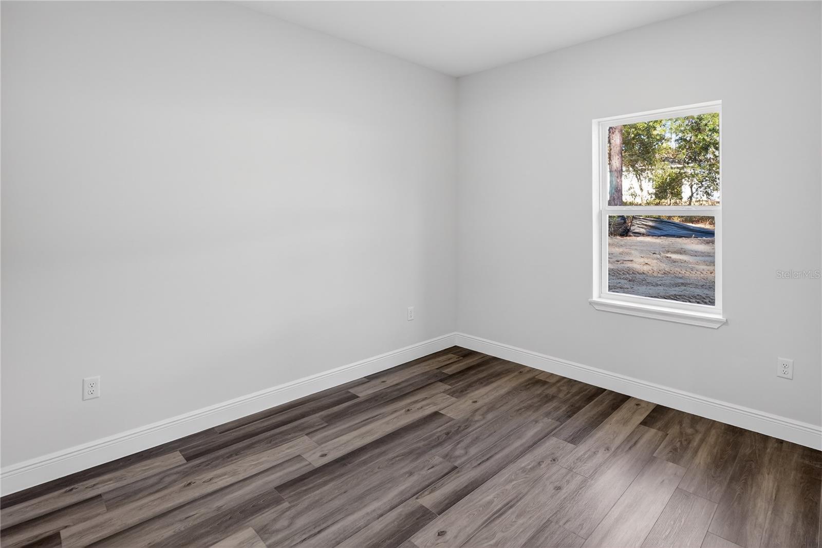 Image 7 of 19 For 8165 Santos Drive