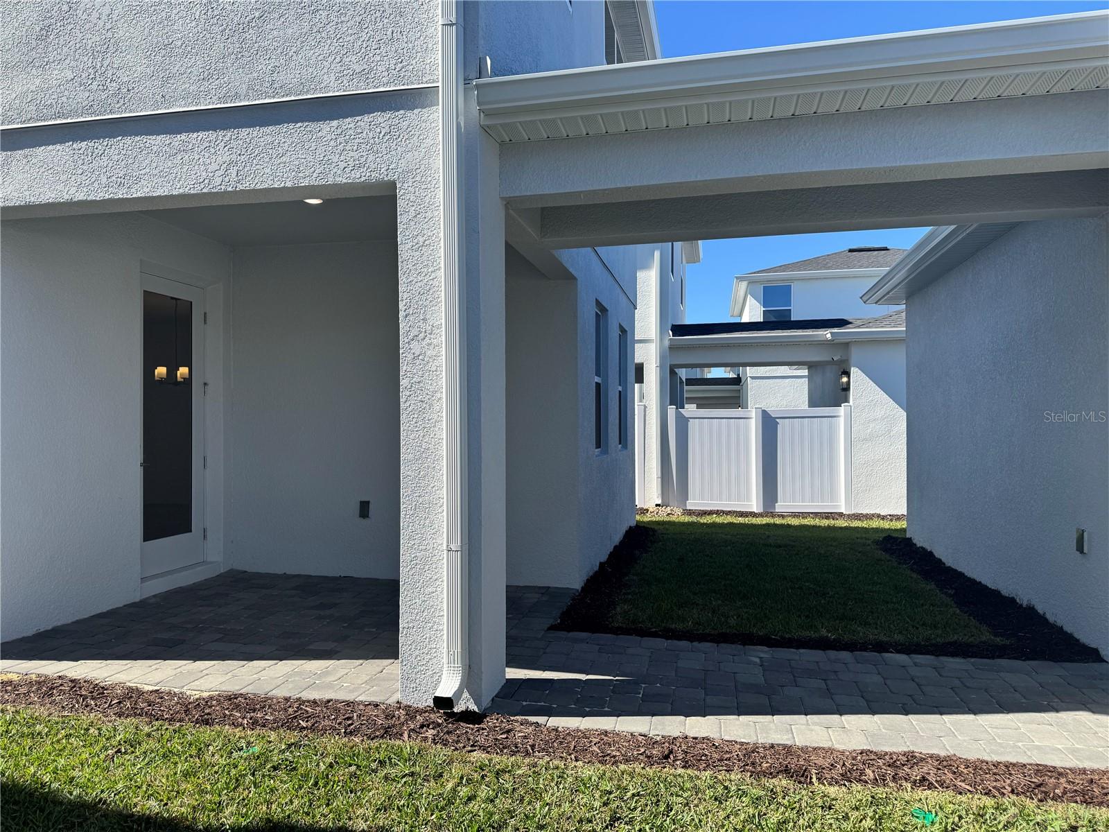 Image 21 of 45 For 1821 Crowncrest Drive