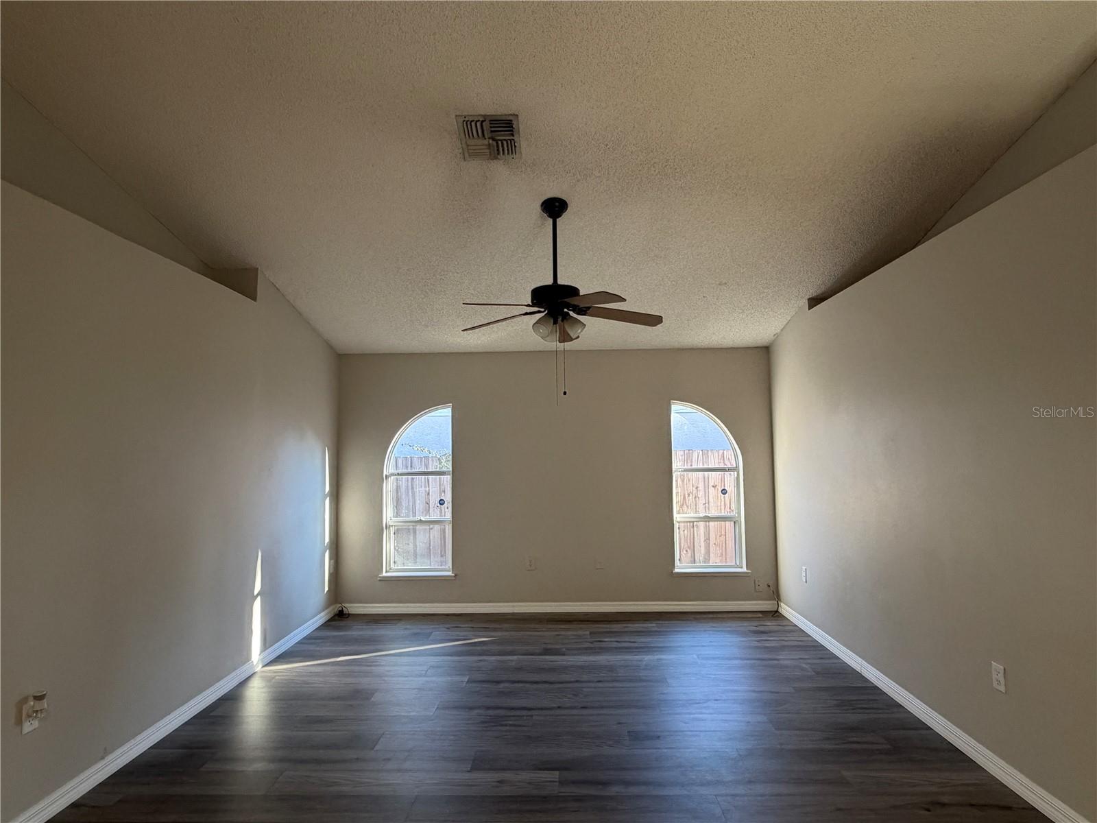 Image 15 of 24 For 375 Kaila Court