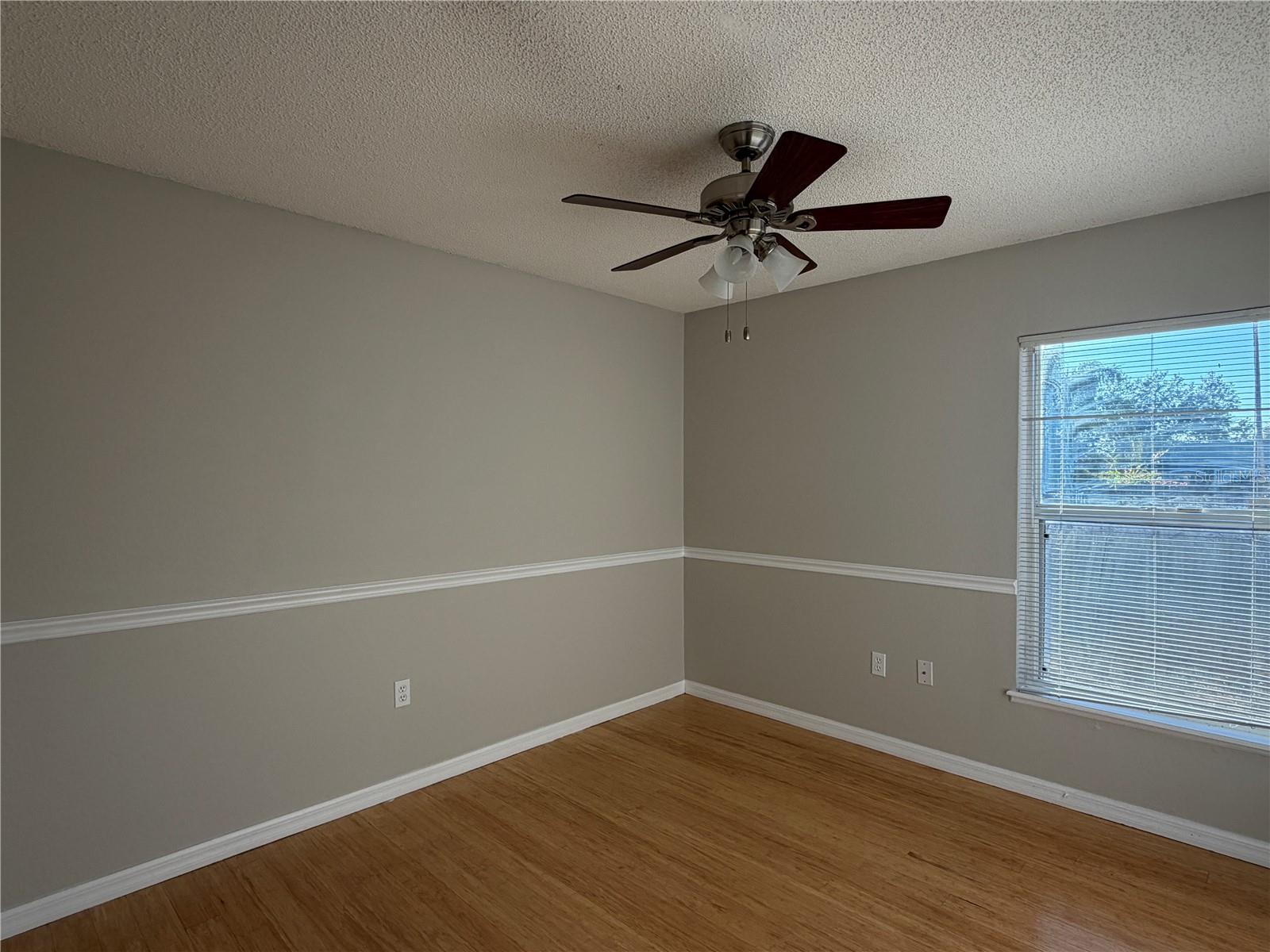 Image 17 of 24 For 375 Kaila Court