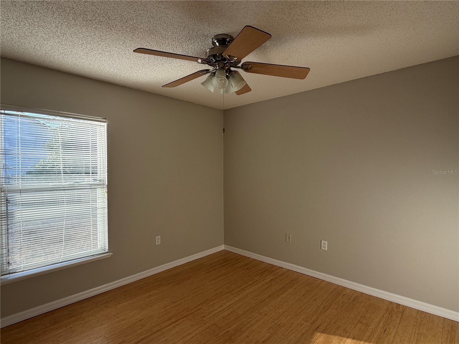 Image 19 of 24 For 375 Kaila Court