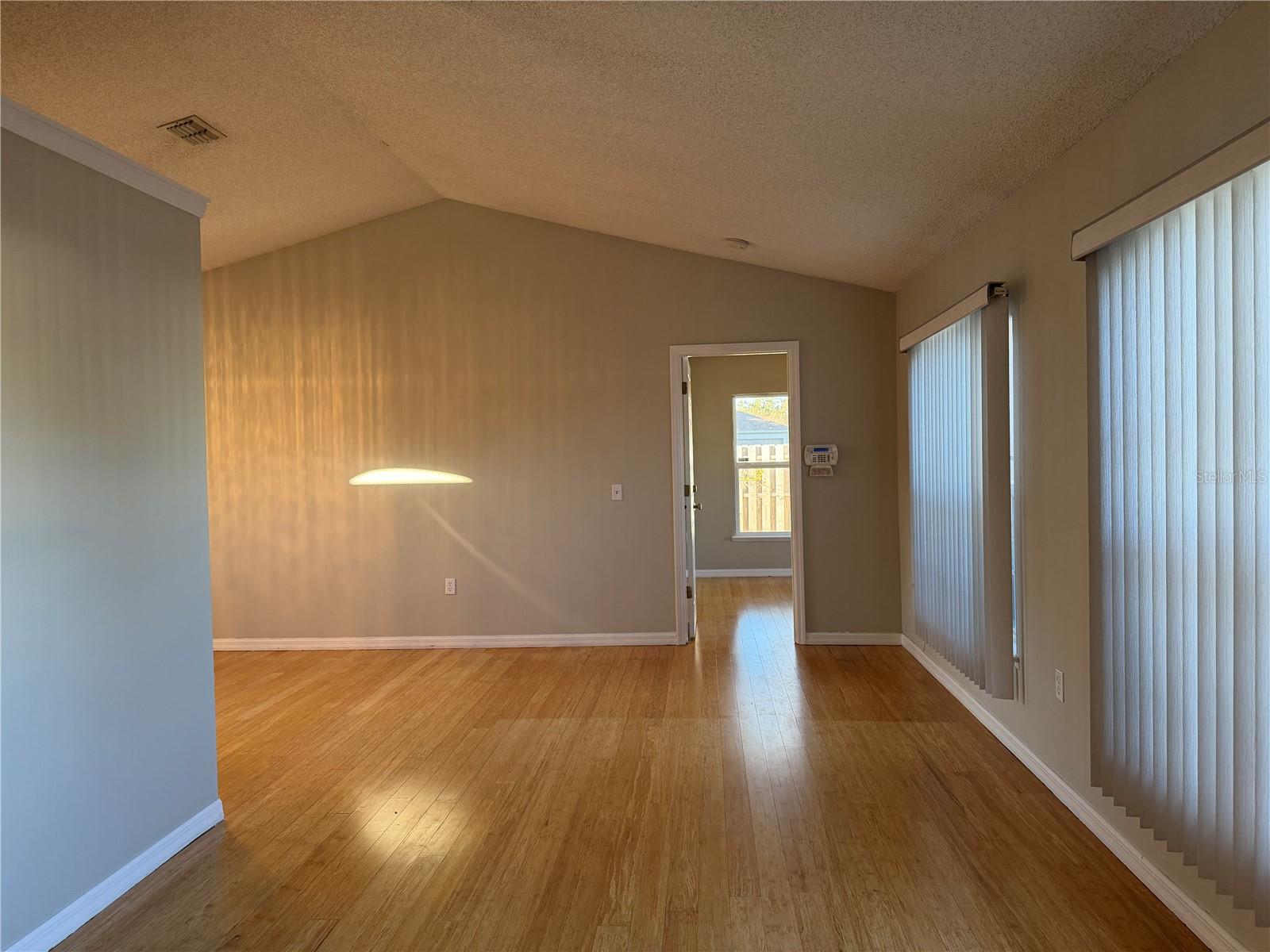 Image 4 of 24 For 375 Kaila Court