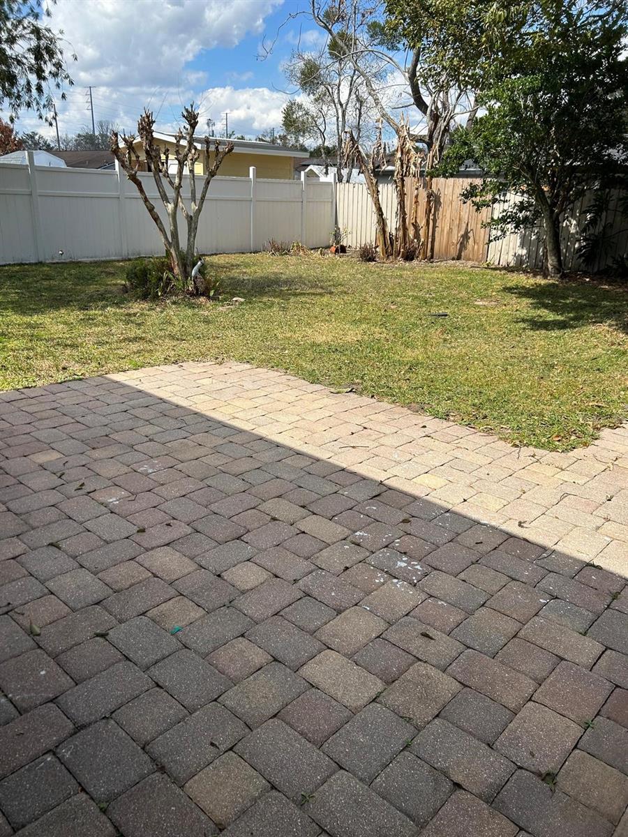 Image 20 of 20 For 9739 Poplarwood Court