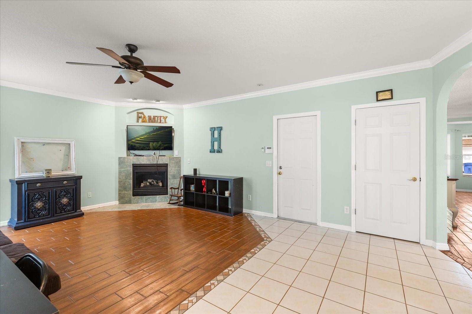 Image 13 of 35 For 616 Buckingham Drive