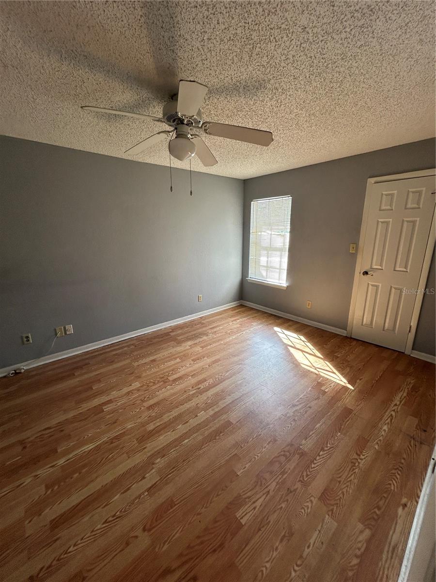 Image 5 of 7 For 5500 Devonbriar Way G203