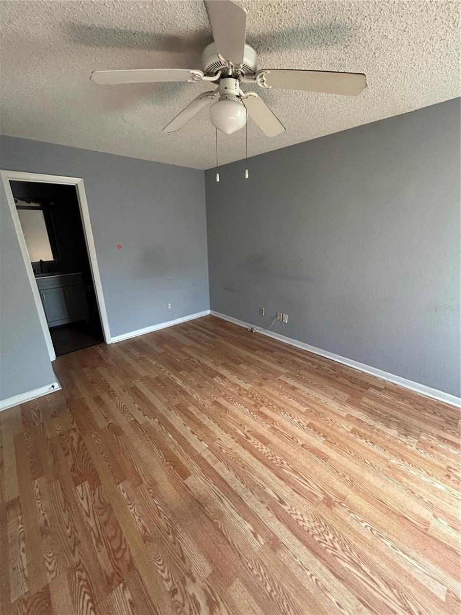 Image 6 of 7 For 5500 Devonbriar Way G203