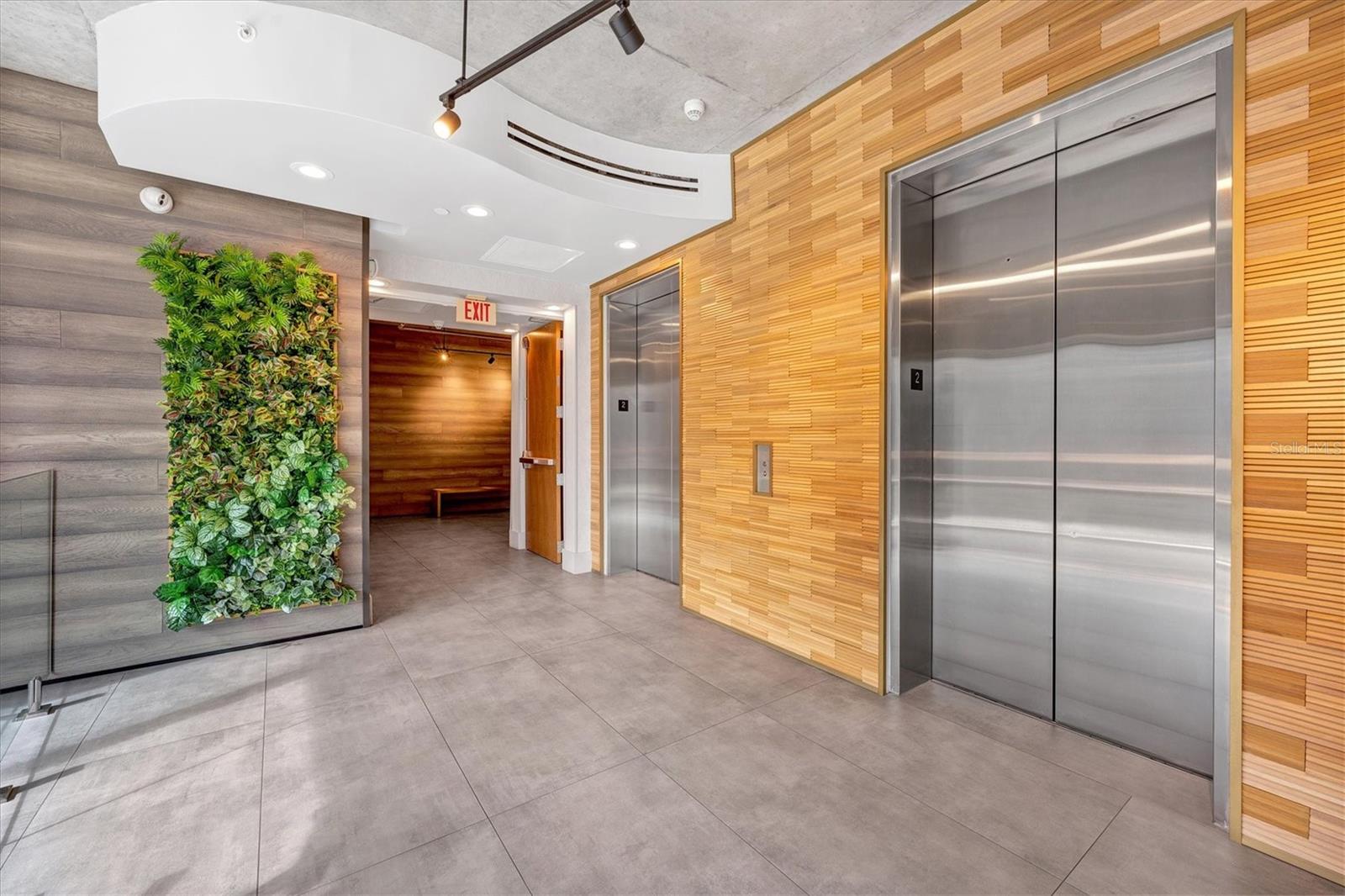 Image 13 of 35 For 525 Jackson Street 402