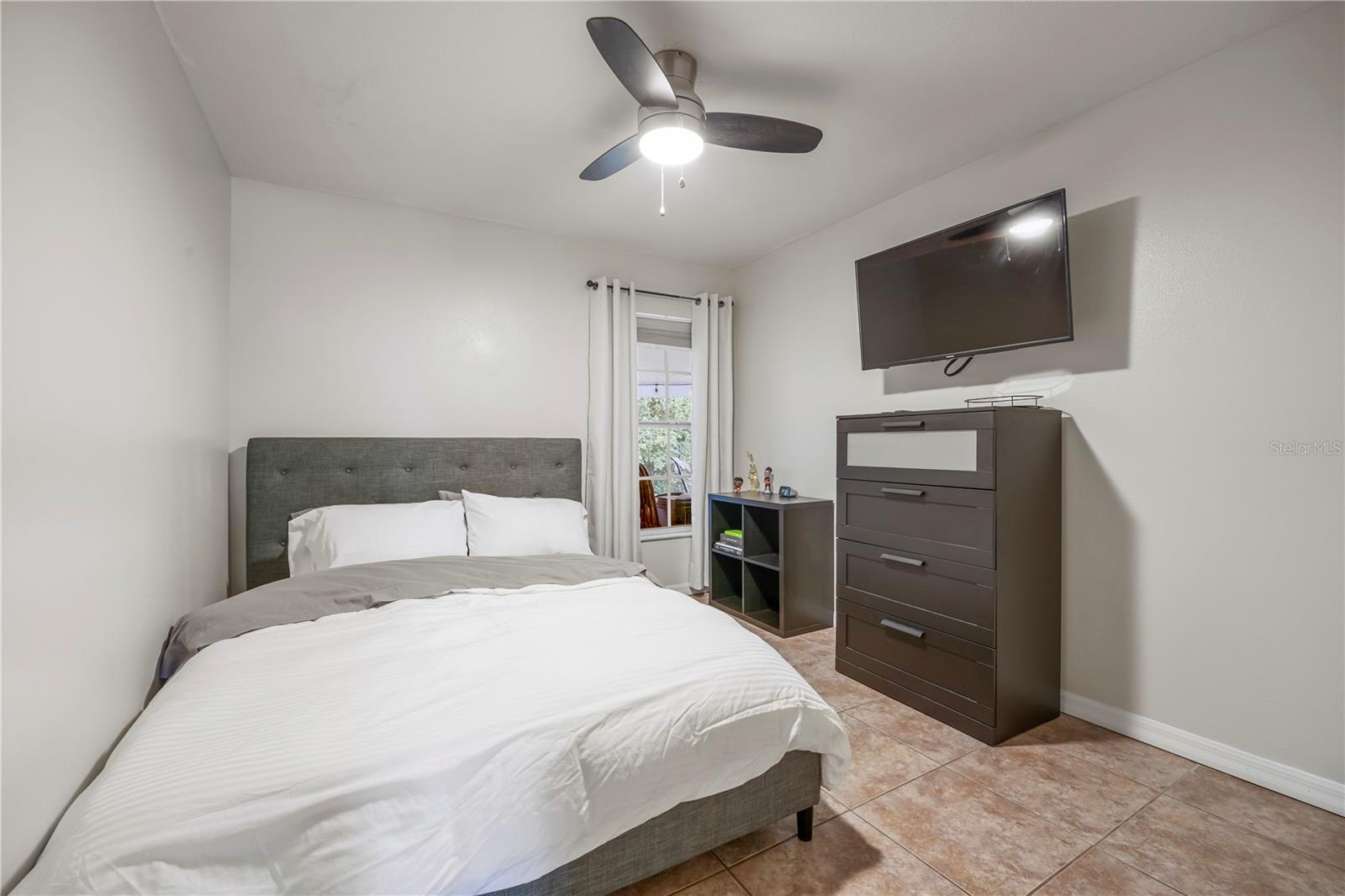 Image 16 of 26 For 2241 Summer Raye Court