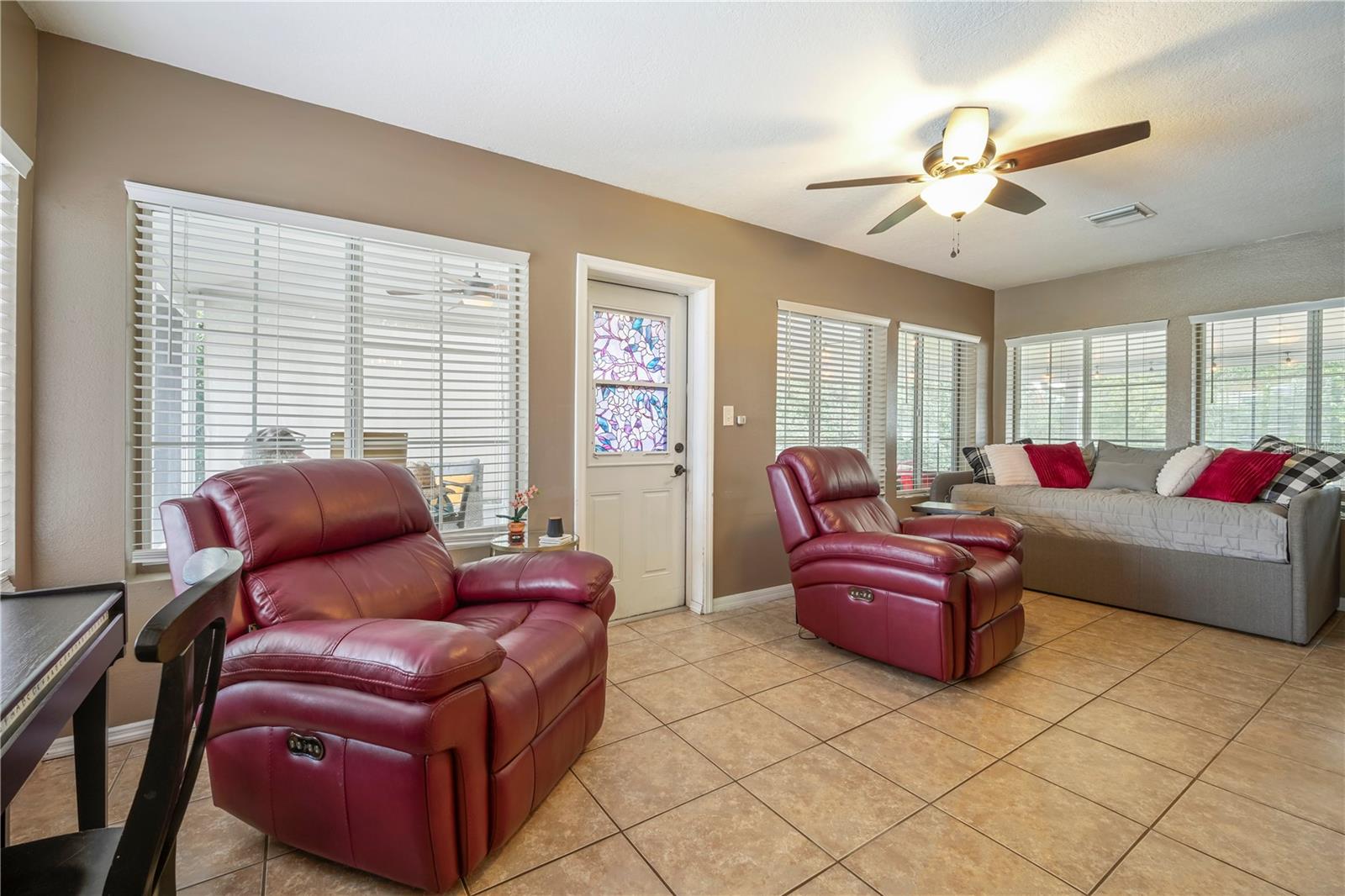 Image 9 of 26 For 2241 Summer Raye Court