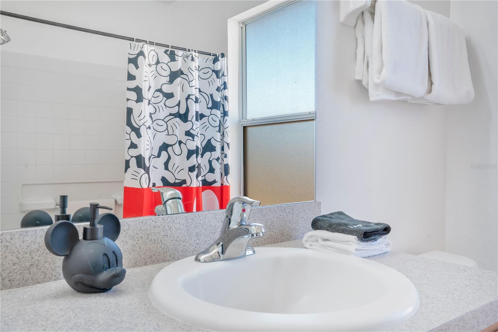 Image 21 of 50 For 161 Hideaway Beach Lane