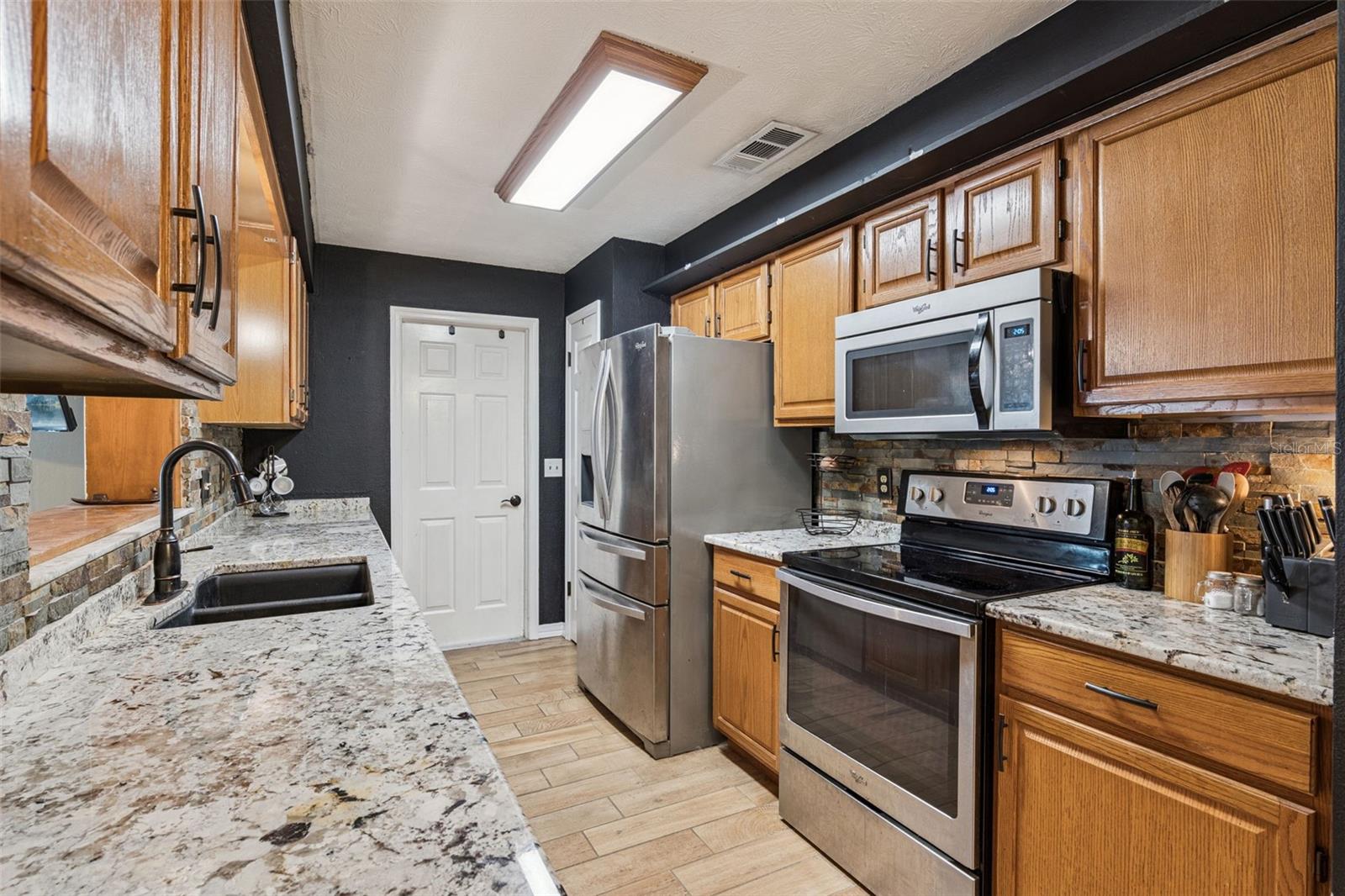 Image 10 of 30 For 910 Parson Brown Way