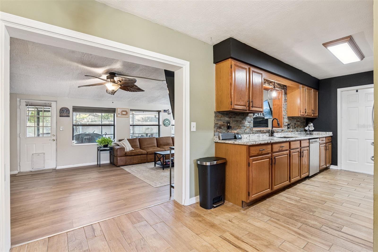 Image 11 of 30 For 910 Parson Brown Way