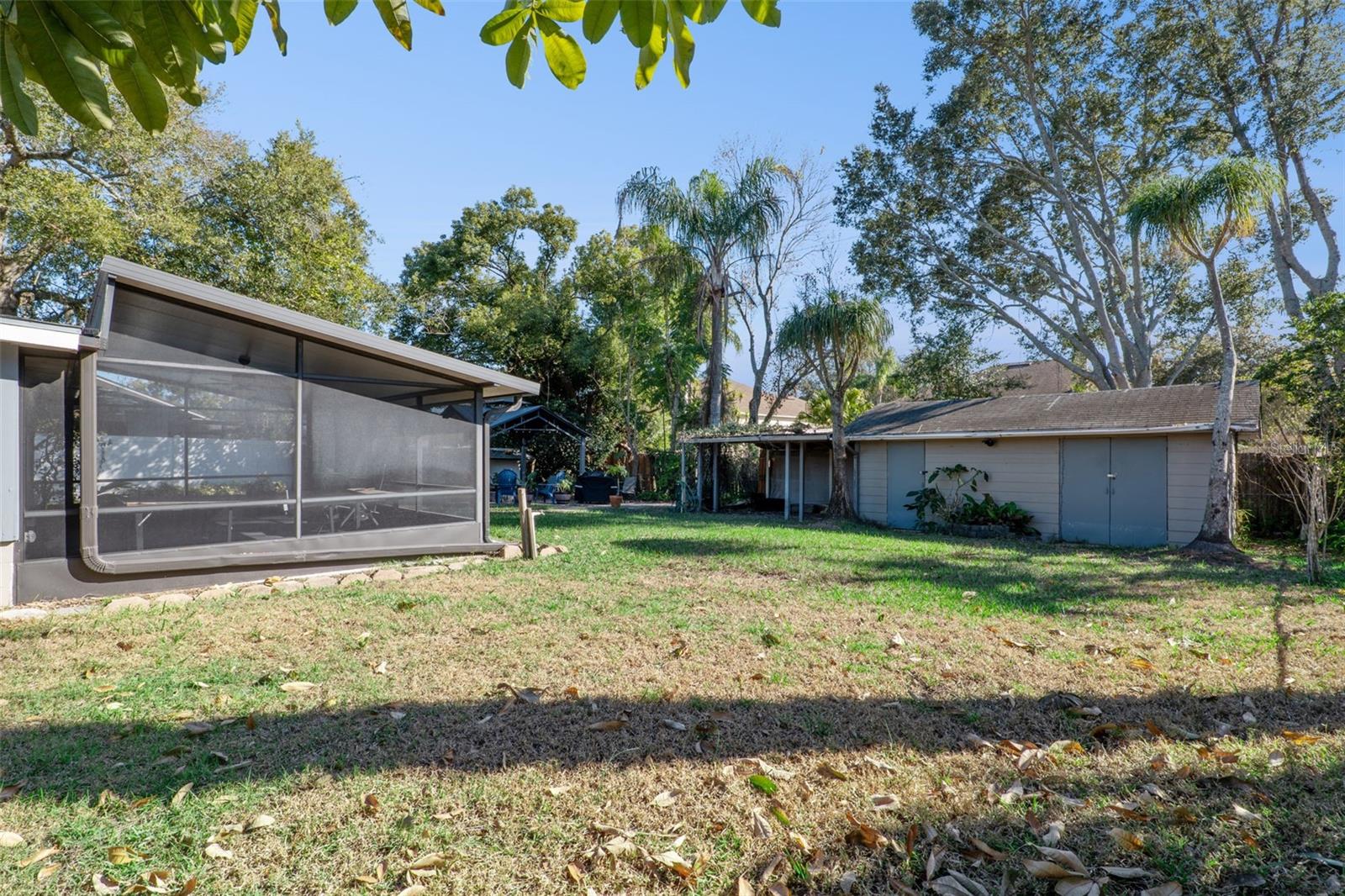 Image 27 of 30 For 910 Parson Brown Way