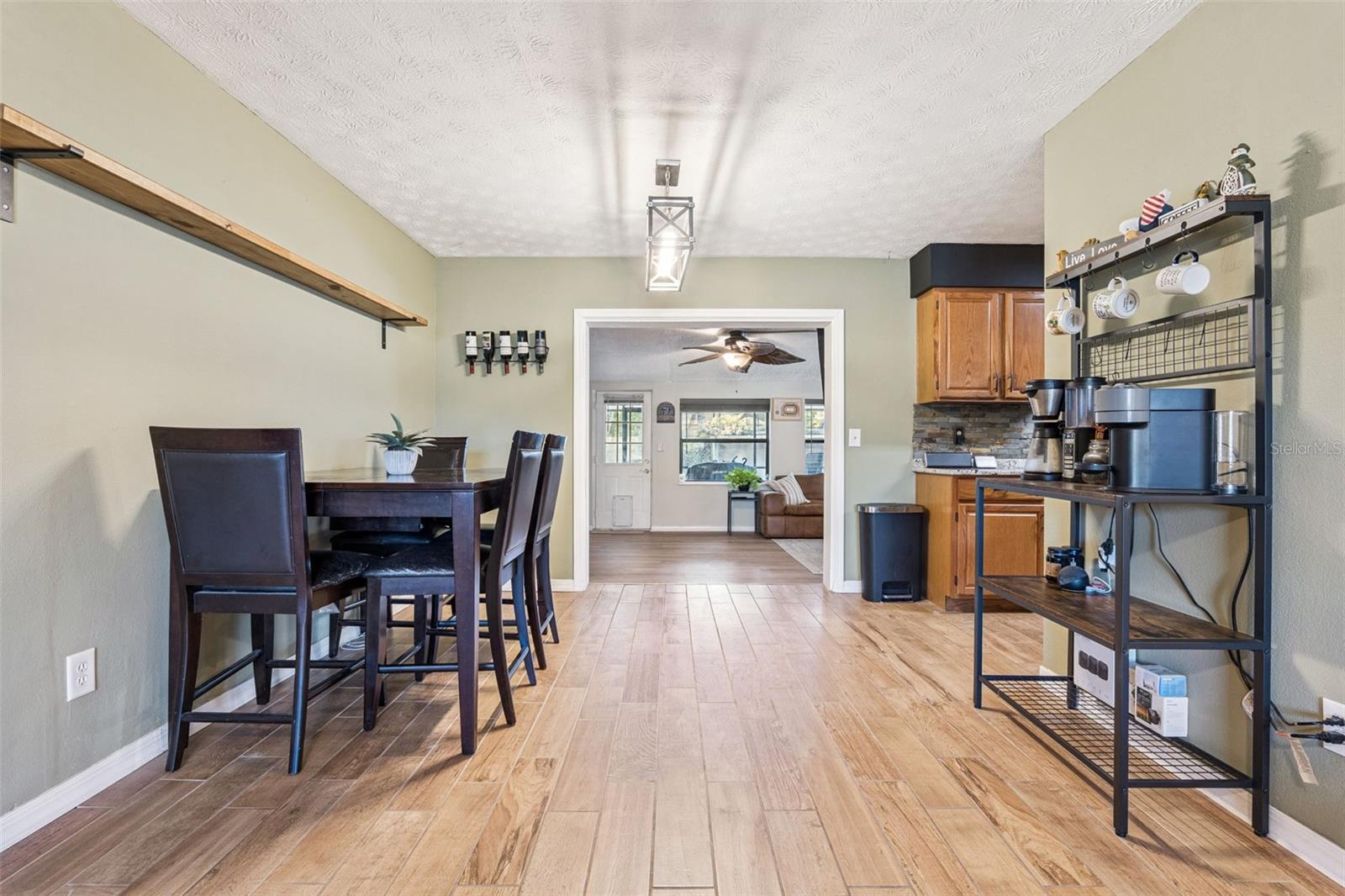 Image 6 of 30 For 910 Parson Brown Way