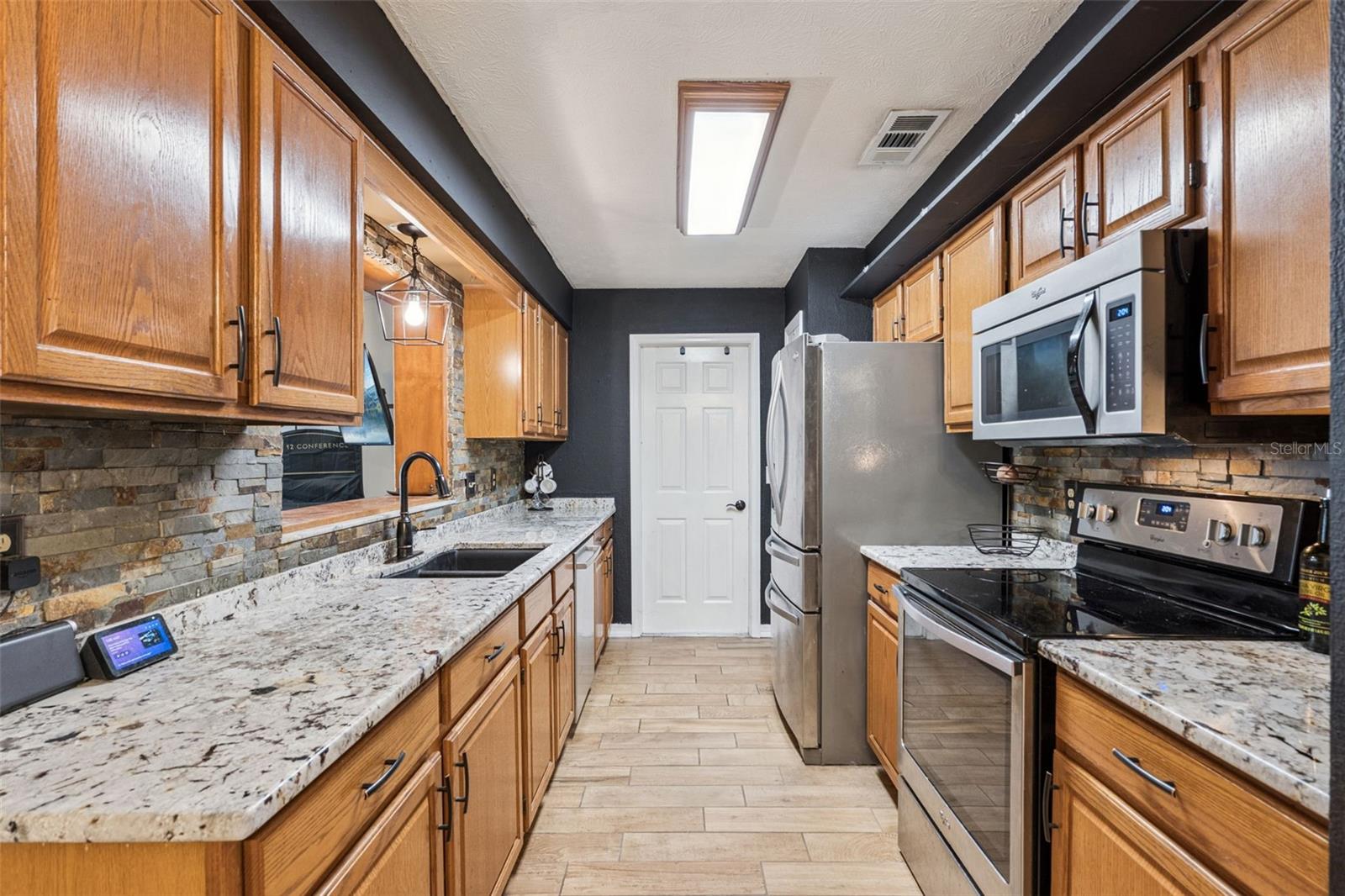 Image 9 of 30 For 910 Parson Brown Way