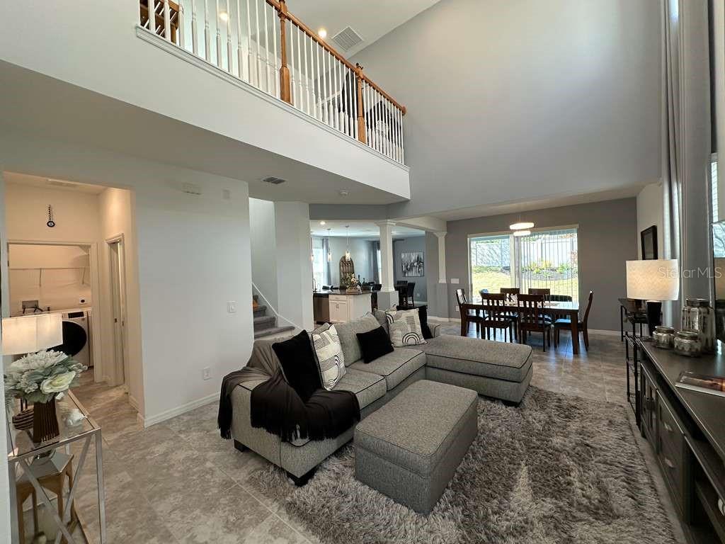 Image 37 of 97 For 2812 Hilltop Road