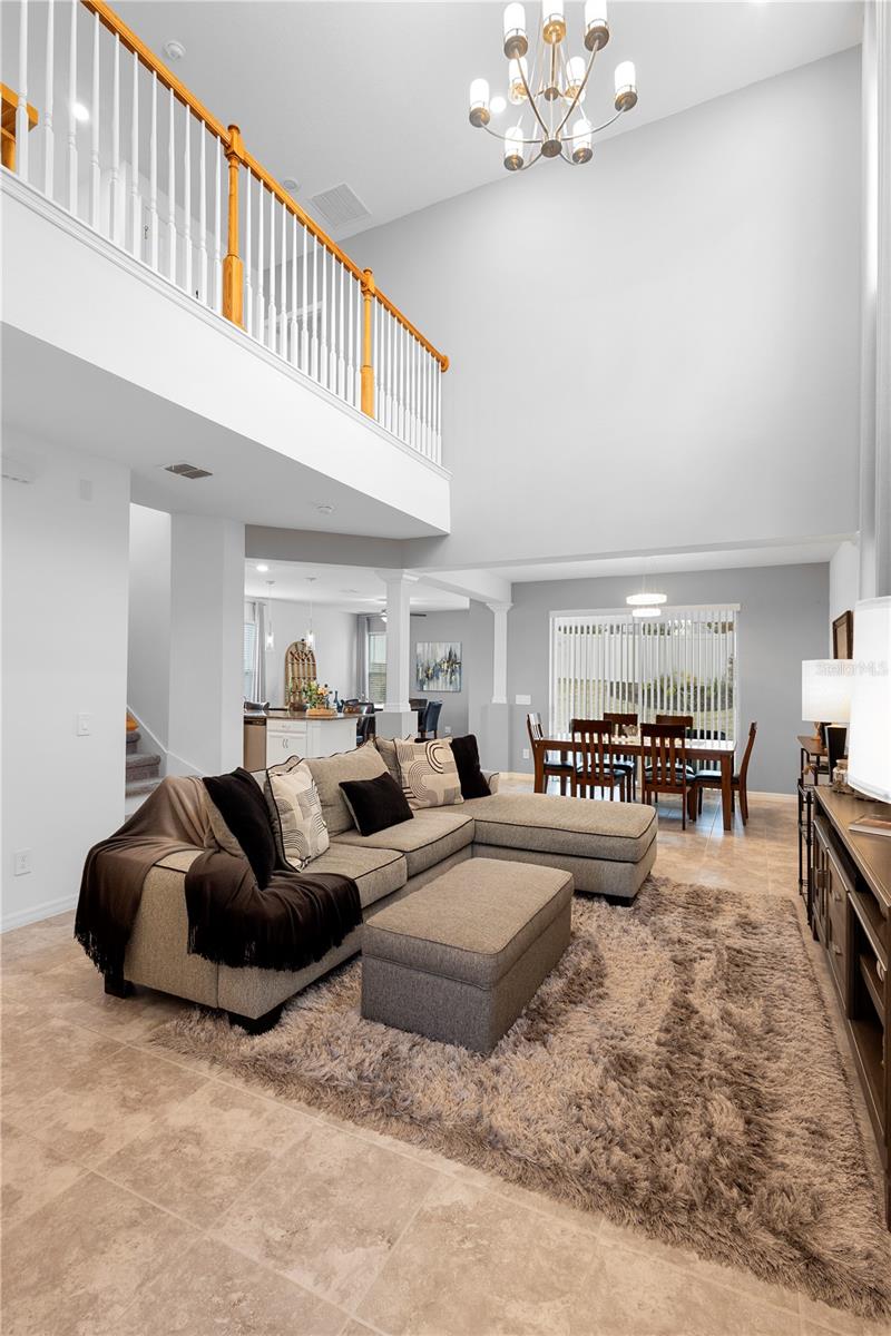 Image 38 of 97 For 2812 Hilltop Road