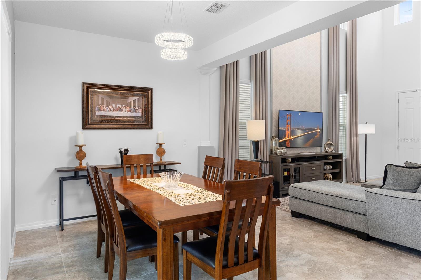 Image 39 of 97 For 2812 Hilltop Road