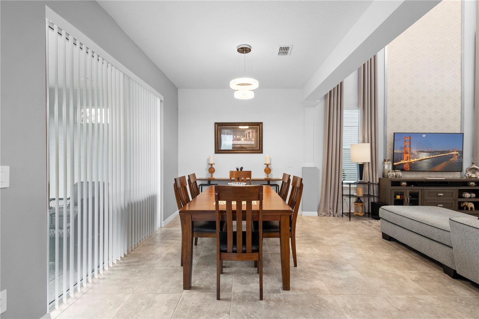 Image 40 of 97 For 2812 Hilltop Road